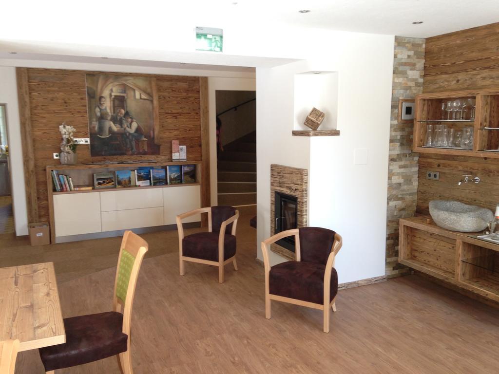 Hotel Garni Gruenmoos Sankt Jakob in Defereggen Dış mekan fotoğraf