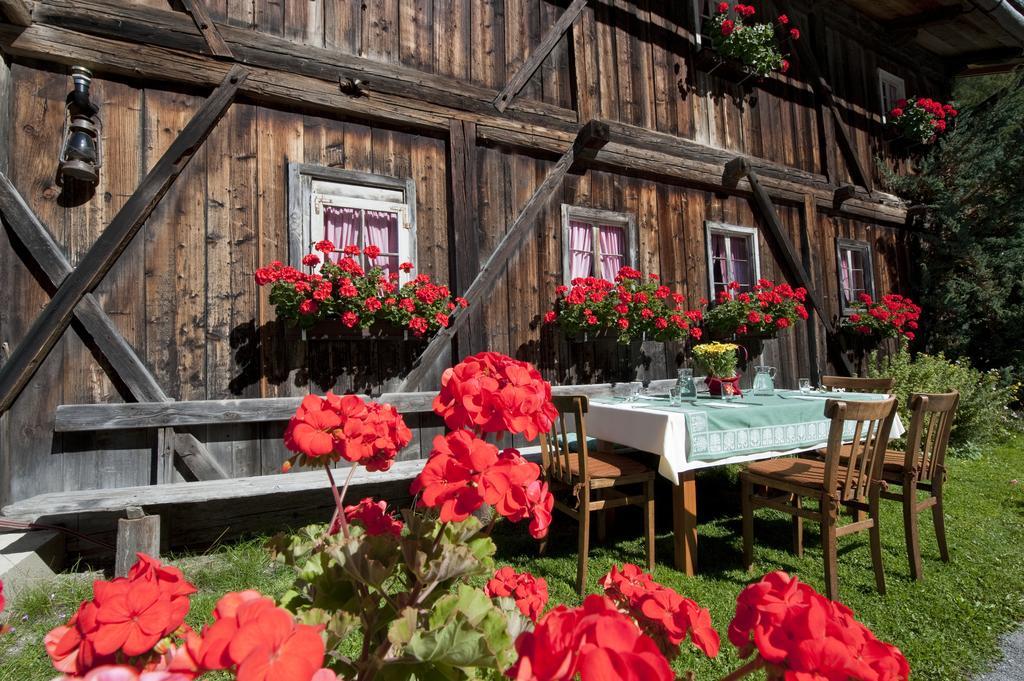 Hotel Garni Gruenmoos Sankt Jakob in Defereggen Dış mekan fotoğraf