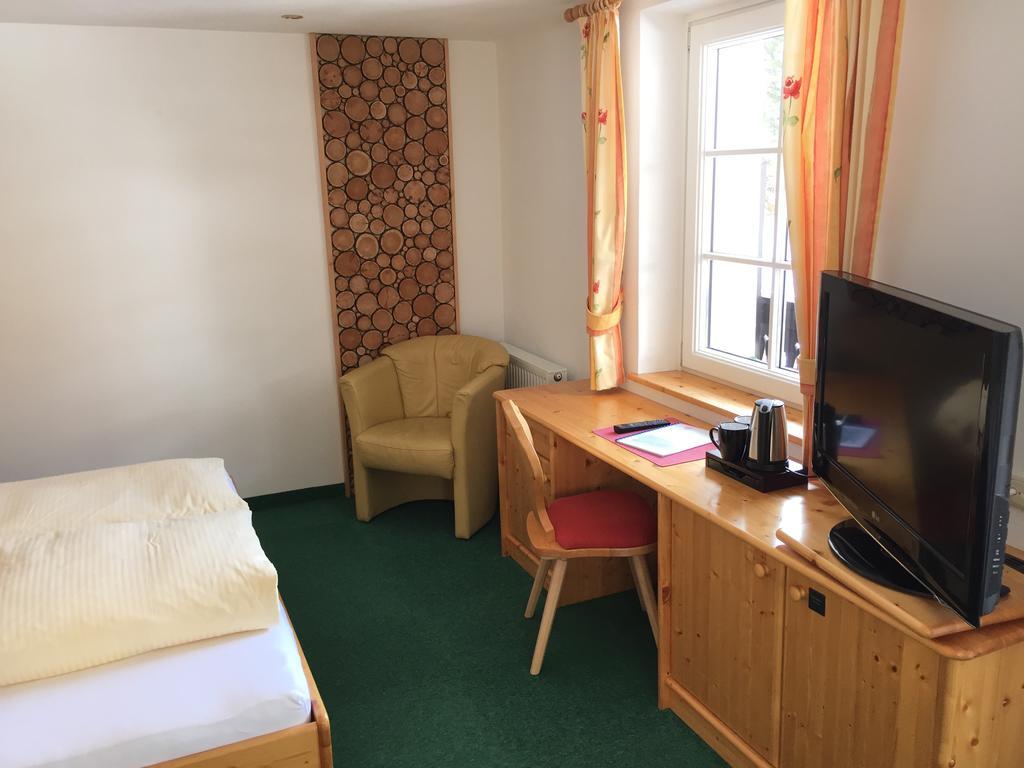 Hotel Garni Gruenmoos Sankt Jakob in Defereggen Dış mekan fotoğraf